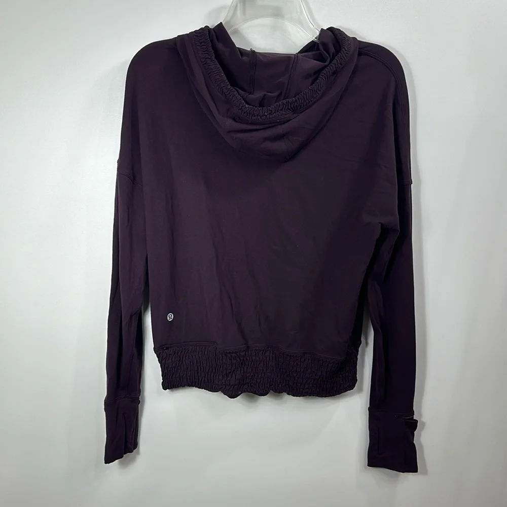 Lululemon lead the pack purple hoodie size 4.